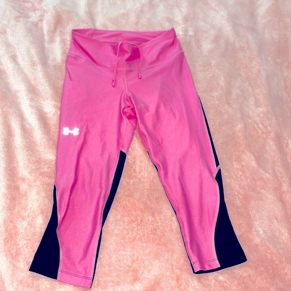 UA HEAT GEAR WORKOUT GYM CAPRI LEGGINGS M
